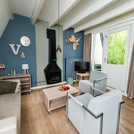 Holiday home Restyled With Dishwasher, Located On De Veluwe