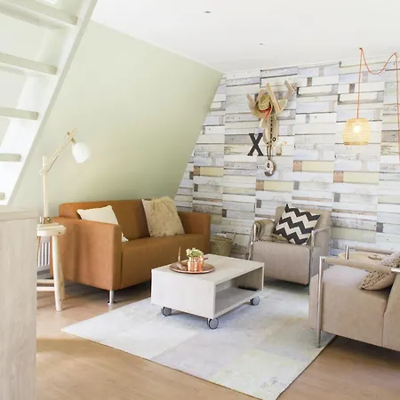 Restyled With Dishwasher, Located On De Veluwe Holiday home *